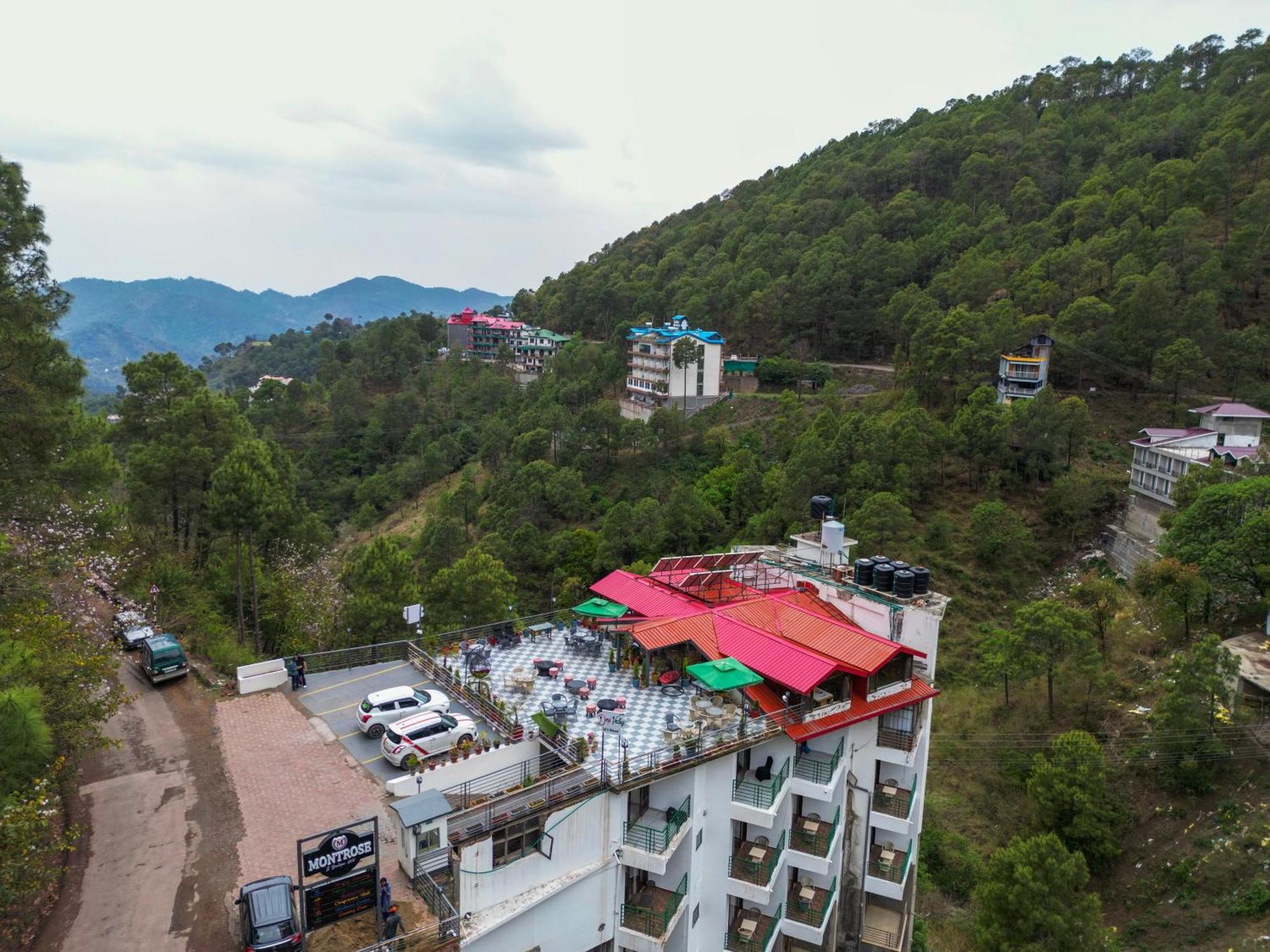 The Kasauli Walk Hotell Exteriör bild
